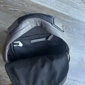 Marc Jacobs | Bags | Marc Jacobs Light Gray Leather Backpack  display picture 1